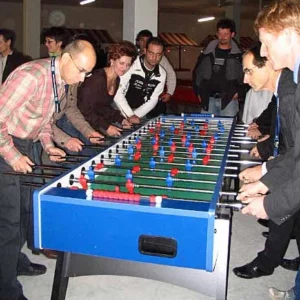 Tischfussball für 8 Personen