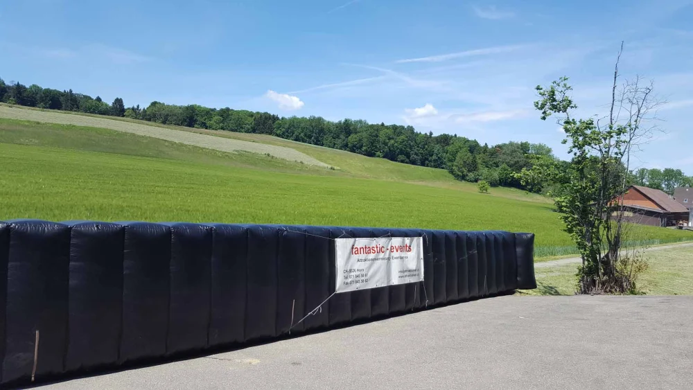 Absperrung / Bannenträger (aufblasb. 30m)