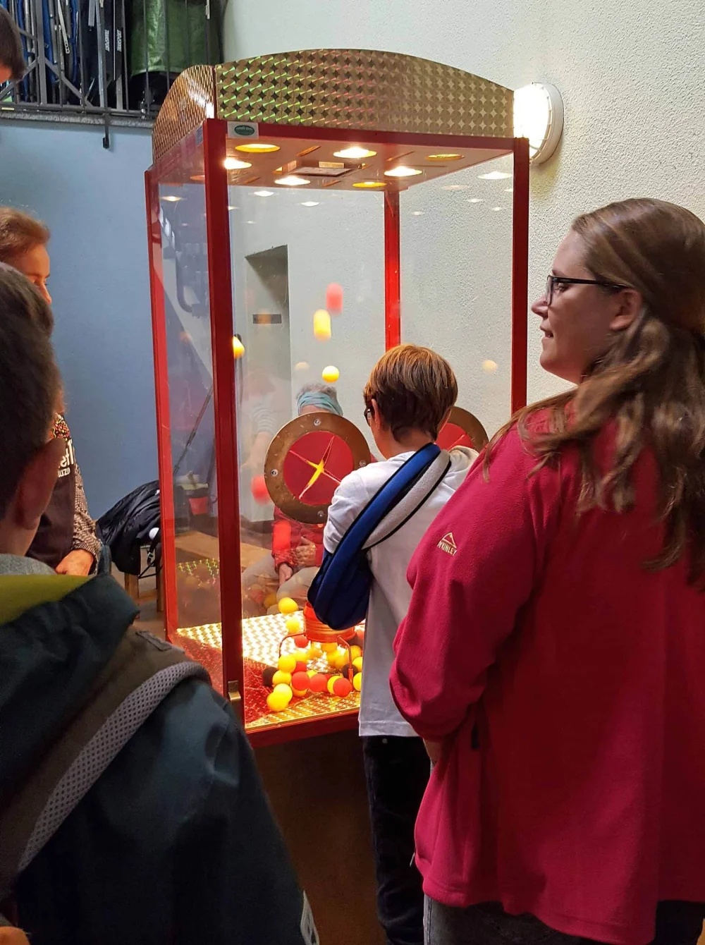 Wirbelbox / Happy Ball Spiel