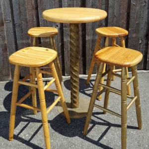 Nostalgie Stehtische und Barhocker