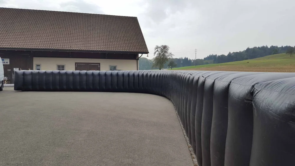 Absperrung / Bannenträger (aufblasb. 30m)